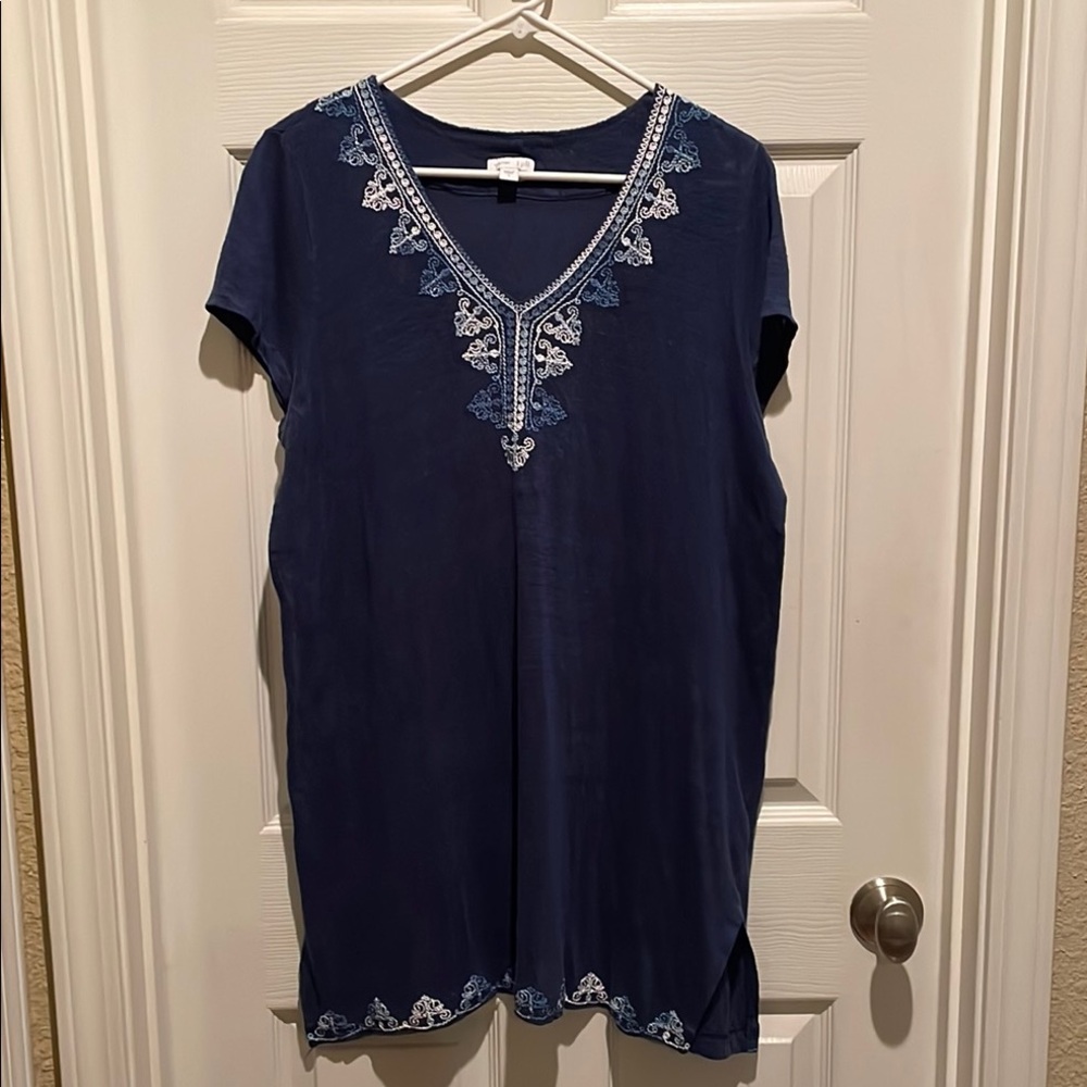 J. Jill Blue Tunic with Blue/White Embroidery - good condition; sz Large